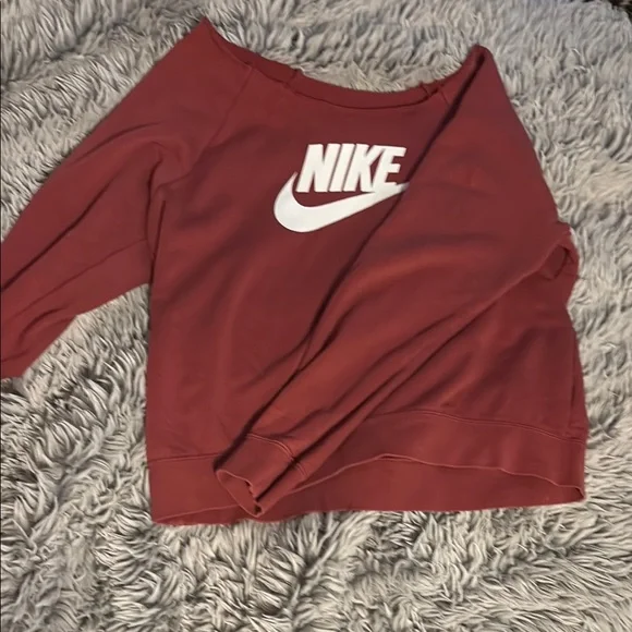 Nike Red Oversized Off-The-Shoulder Long Sleeve Sweatshirt - Picture 2 of 3